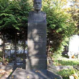 Могила Николая Бурденко